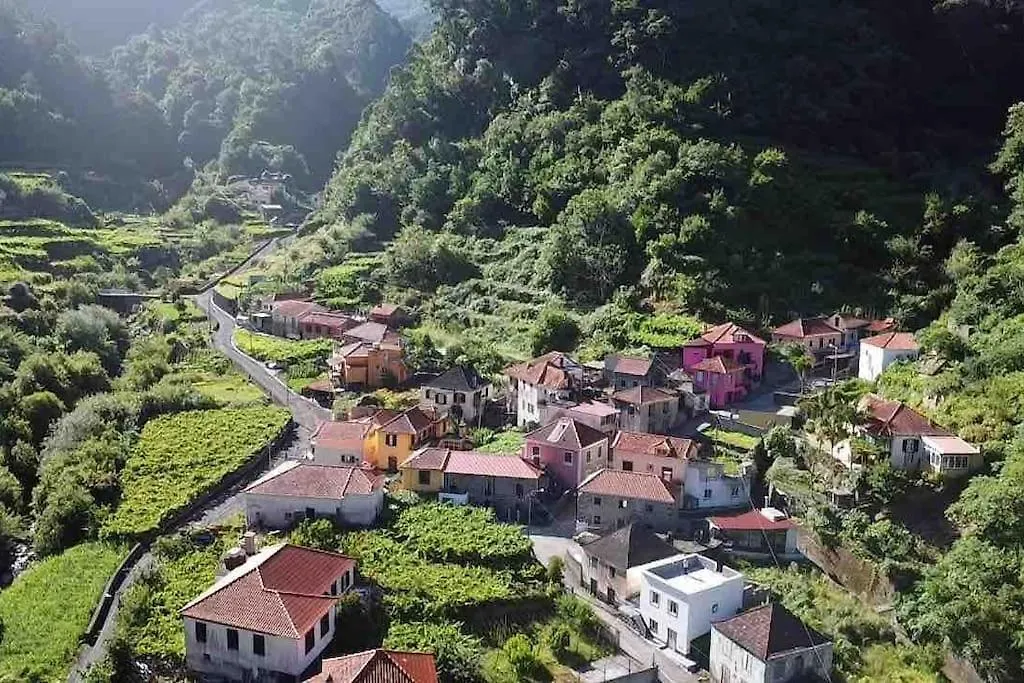 Lägenhet Roots Guesthouse - A São Vicente